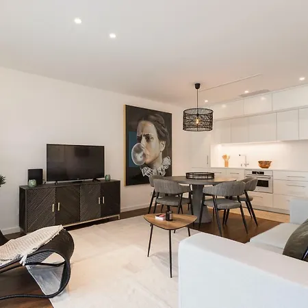 Feels Like Principe Real Modern Flat With Terrace Апартаменты