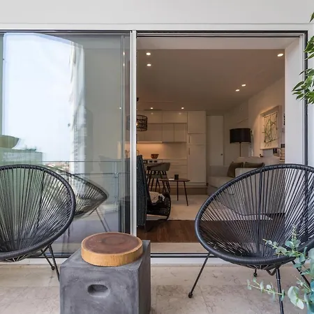 Апартаменты Feels Like Principe Real Modern Flat With Terrace *